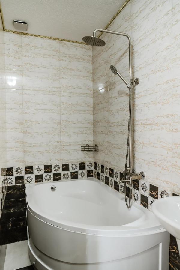 Hotel Konus Falesti ภายนอก รูปภาพ