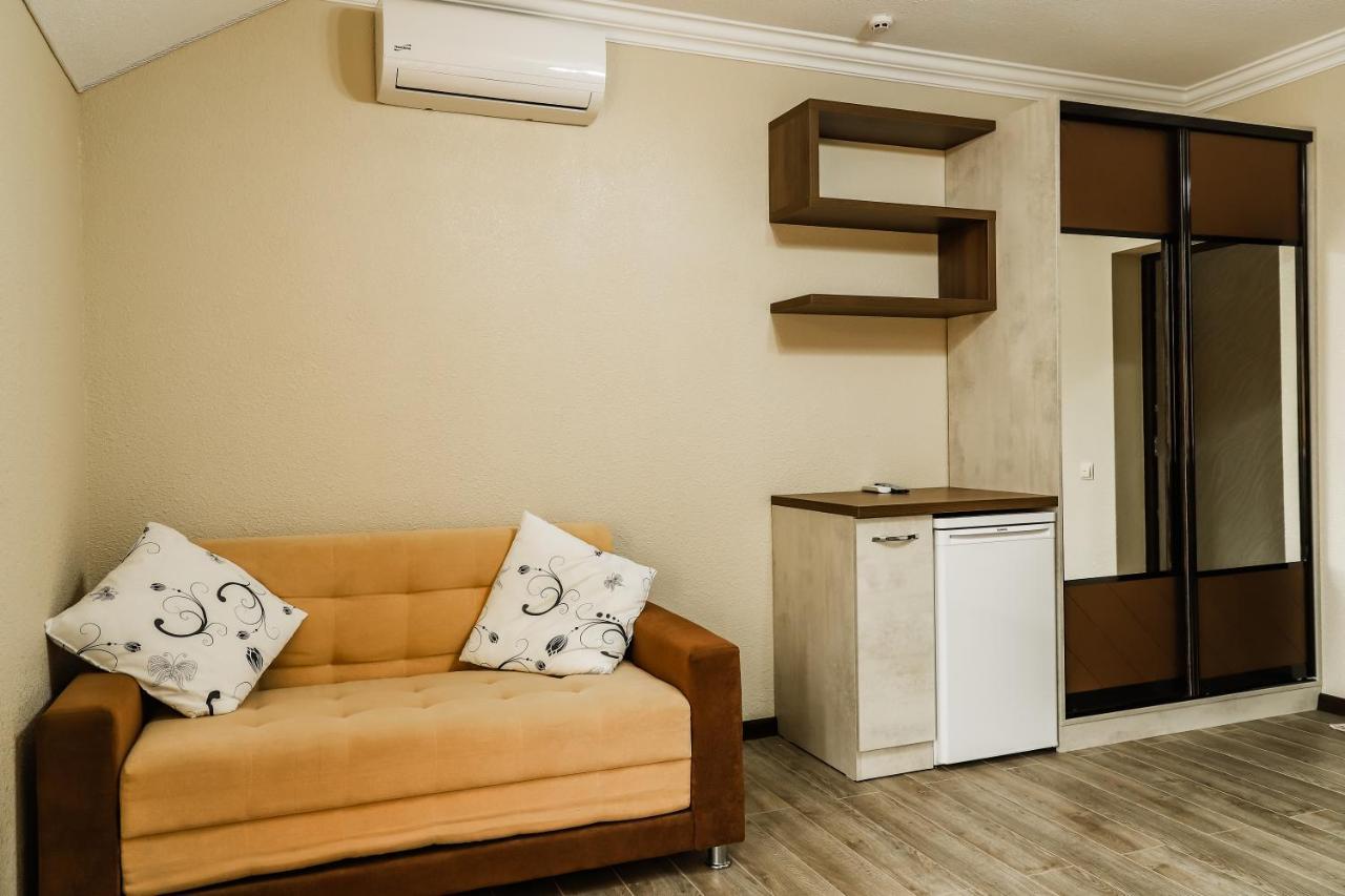 Hotel Konus Falesti ภายนอก รูปภาพ