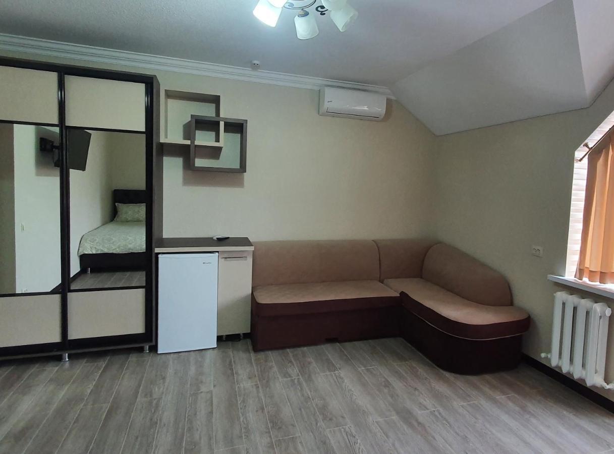 Hotel Konus Falesti ภายนอก รูปภาพ