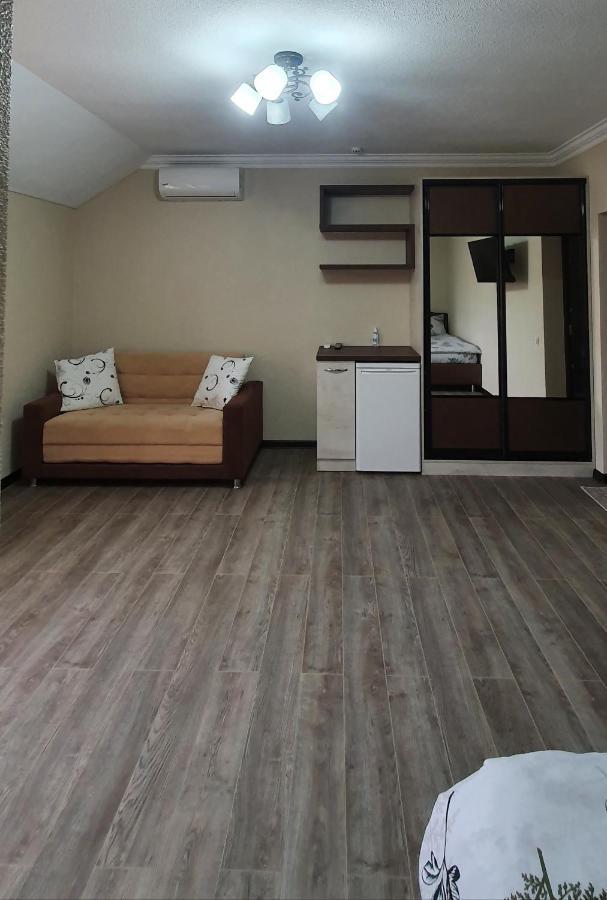Hotel Konus Falesti ภายนอก รูปภาพ