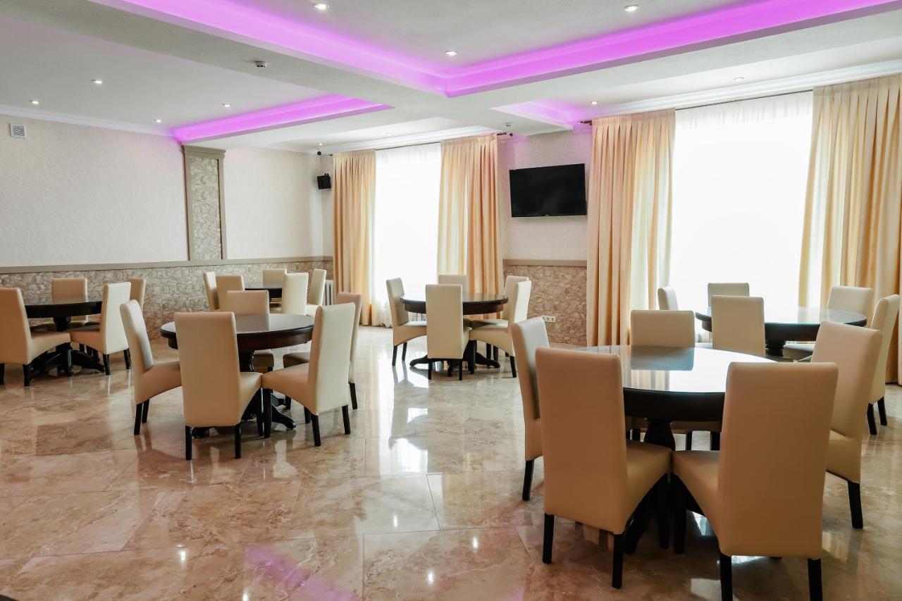 Hotel Konus Falesti ภายนอก รูปภาพ